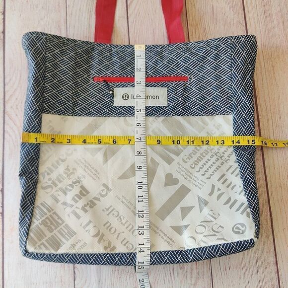 Lululemon large one-of-a-kind upcycle handmade tote - Picture 9 of 11